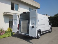 Vorschau: Laderampe LIGHT PLUS 85 cm x 300 cm x 600 kg Vorschau: Laderampe LIGHT PLUS 85 cm x 300 cm x 600 kg